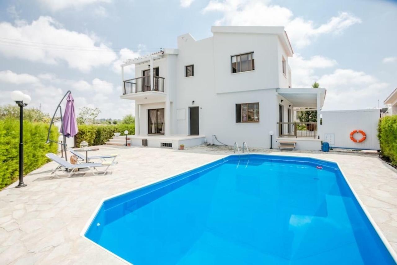 Villa 26 파포스 외부 사진