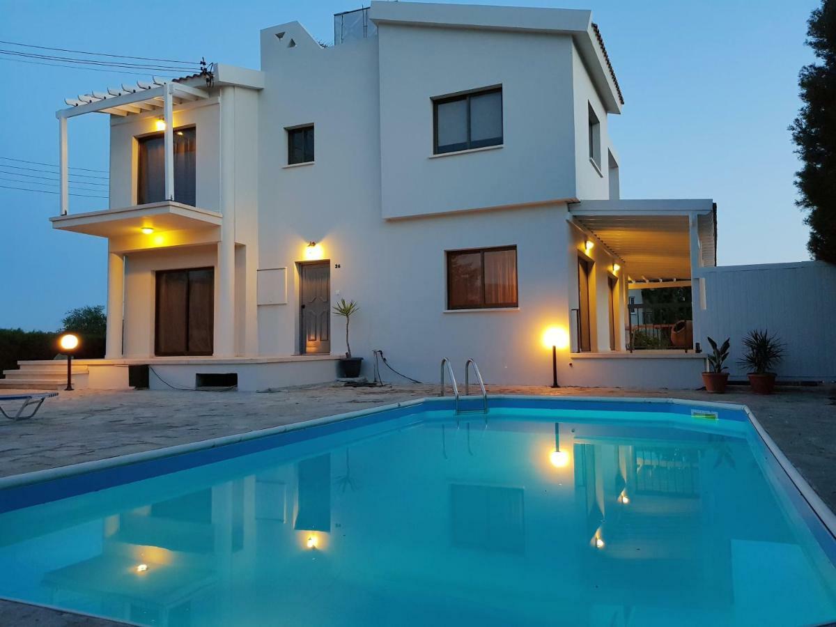 Villa 26 파포스 외부 사진